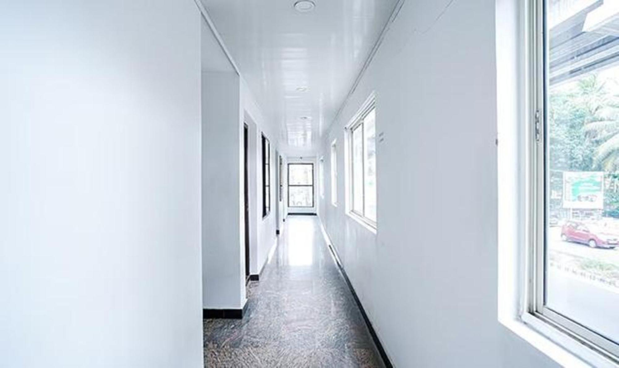 Fabhotel Lime Light Kochi Bagian luar foto